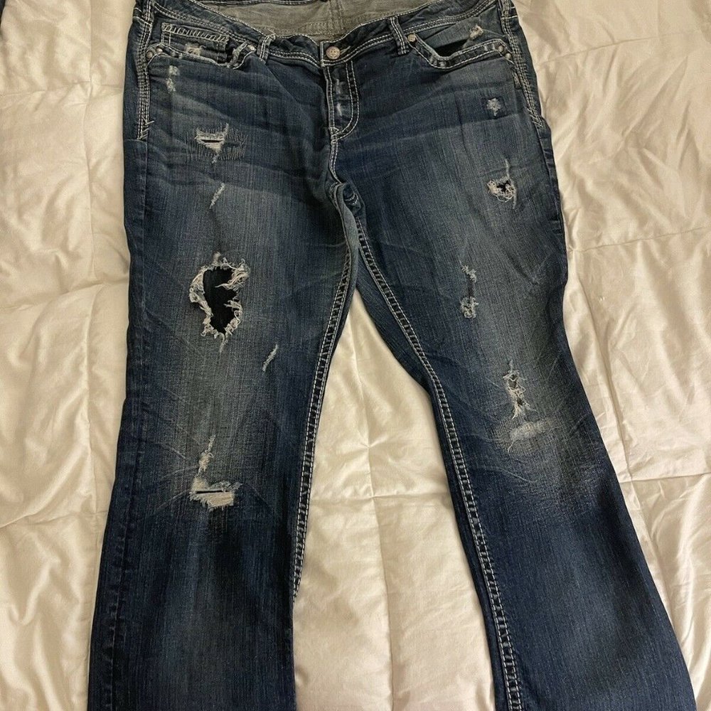 Silver Jeans Aiko Baby Boot Cut Stretch Women’s Jeans Plus SZ 22x 33L Distressed